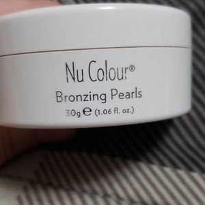 Bronzing Pearls by NuSkin